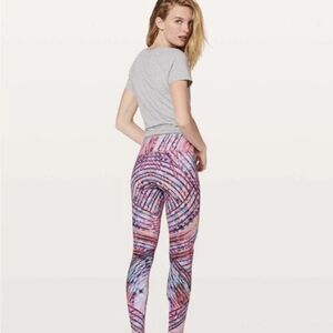 Lululemon Athletica Pink Swirl Leggings Size 12 #0029